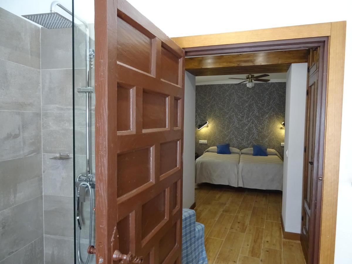 El Escudo De Calatrava Hotell Mohedas de la Jara Eksteriør bilde